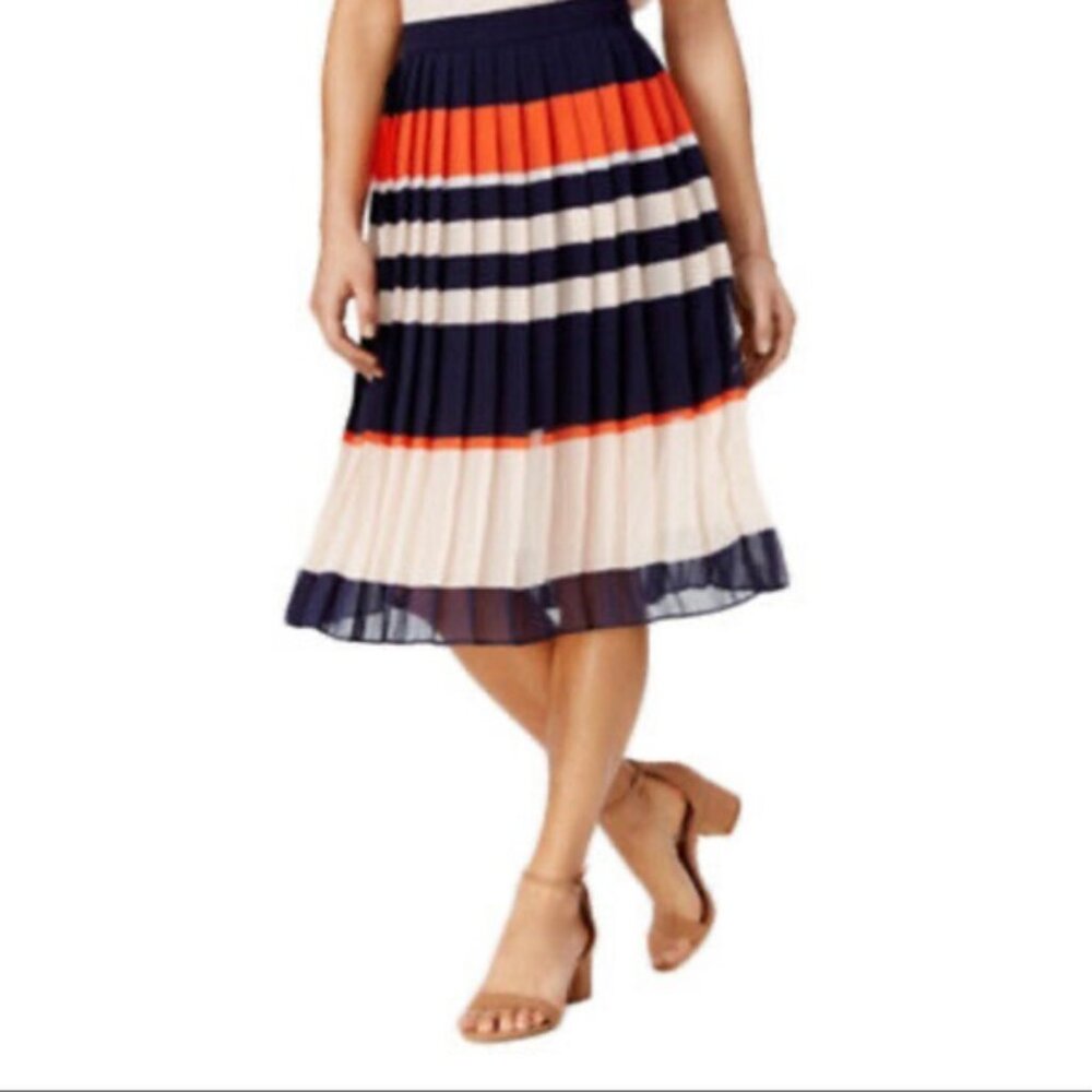 NWT ✅Maison Jules Pleated Skirt ~ Size 10 ~ Orange / Navy blue / Off white⭐ NWT